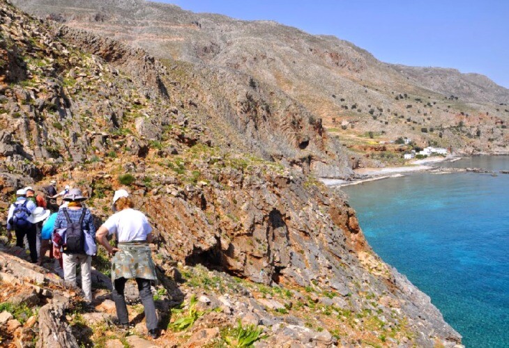 Paysages de montagnes et de bord de mer