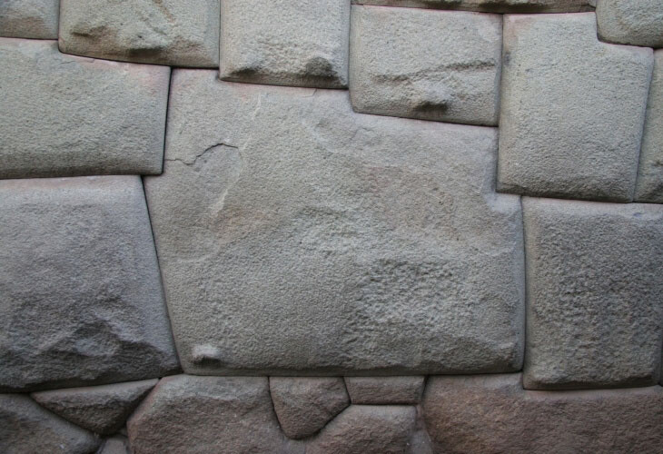 Cusco pierre des douze angles