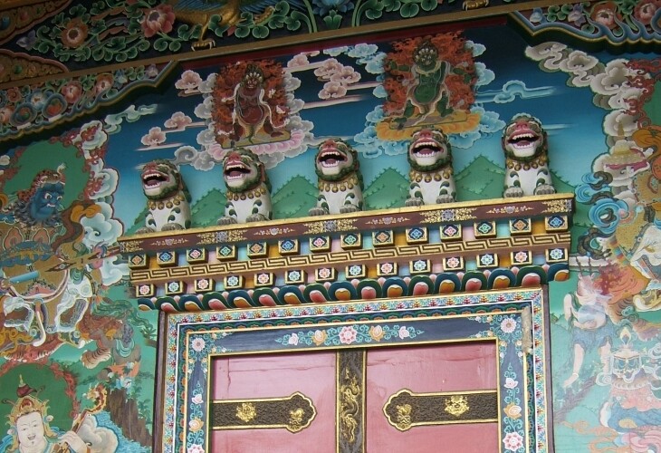 ENTREE D'UN TEMPLE