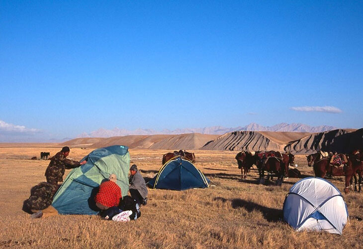 Bivouac dans la steppe, au milieu de nulle part