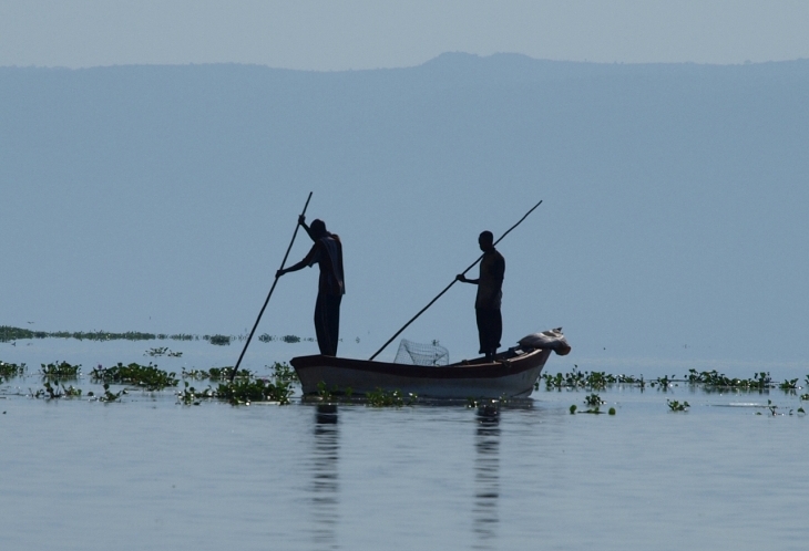 Sur le lac Albert, Ouganda