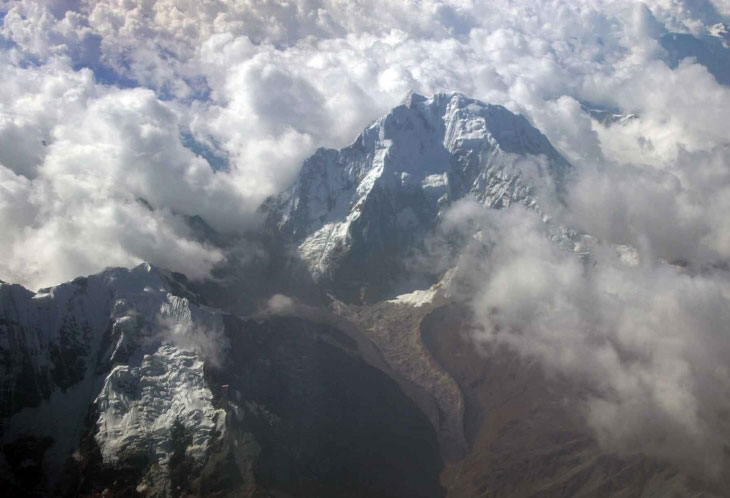 La Cordillère des Andes vue du ciel