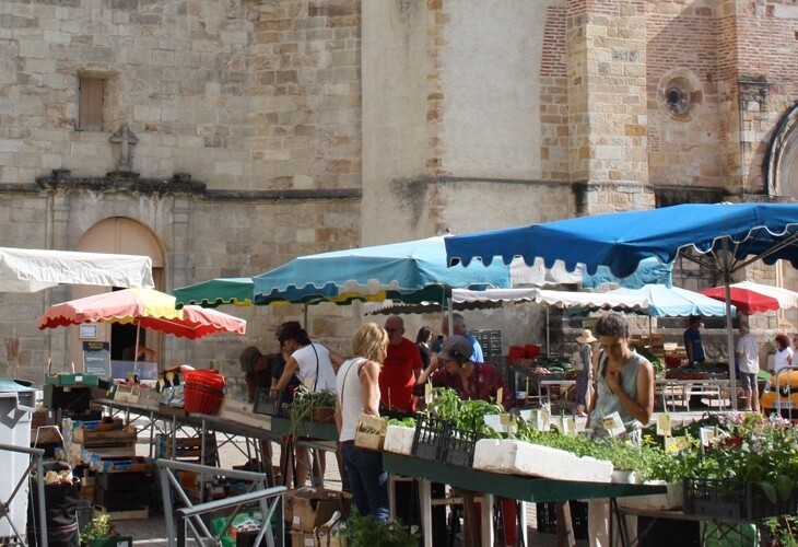 Le grand marché de Foix du vendredi