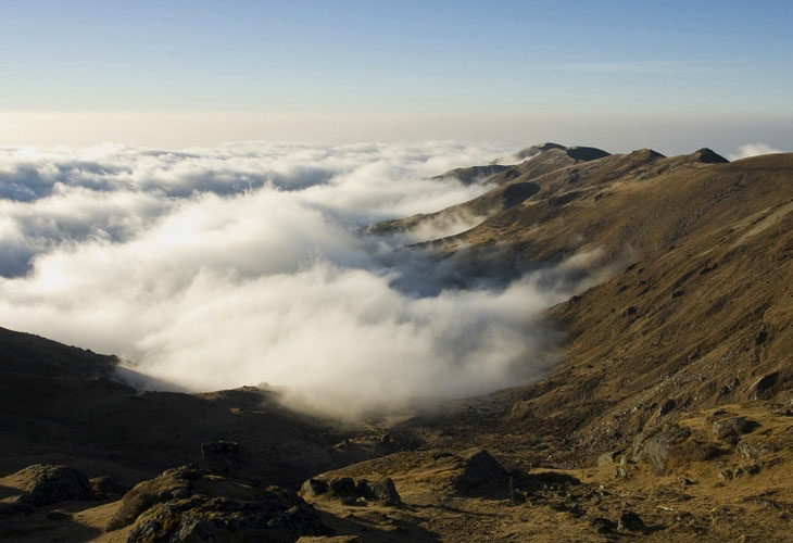 Par delà les nuages