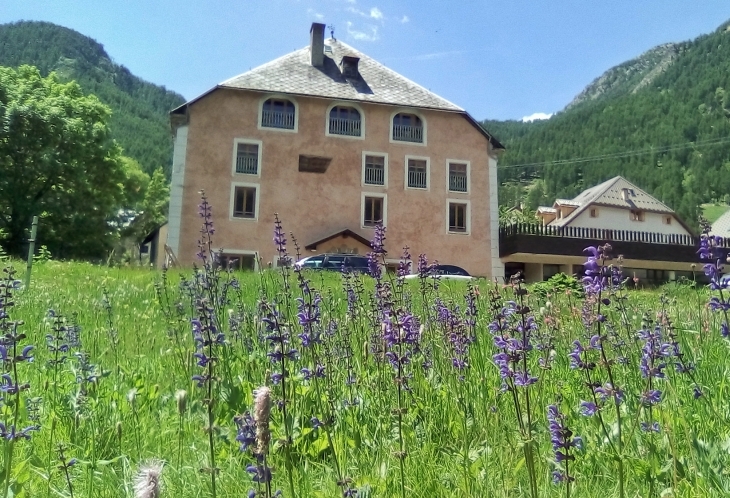 Auberge de Jeunesse Serre-Chevalier