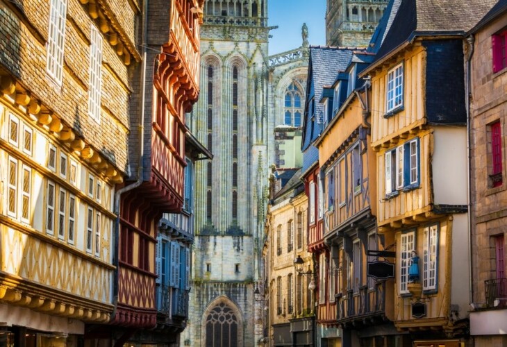 Quimper rue maisons cathedrale