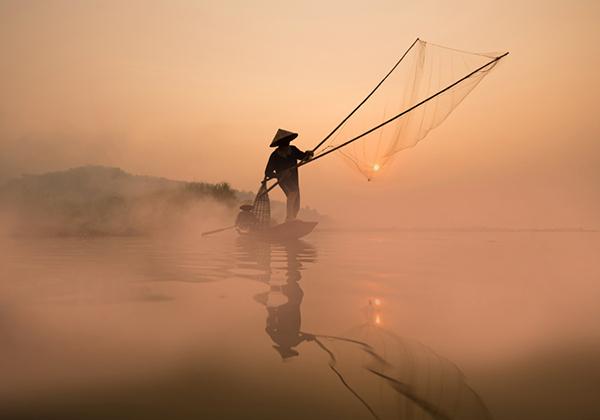 Vietnam_Pecheur_lever_soleil